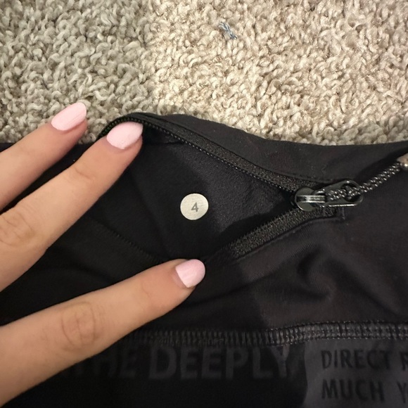 Lululemon speed up short - Picture 2 of 3